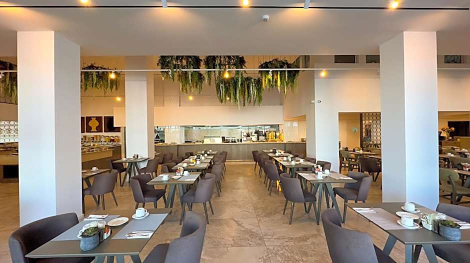Tasia Maris Beach Hotel - Adults Only