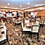 Holiday Inn Express Hotel & Suites Grand Forks By IHG
