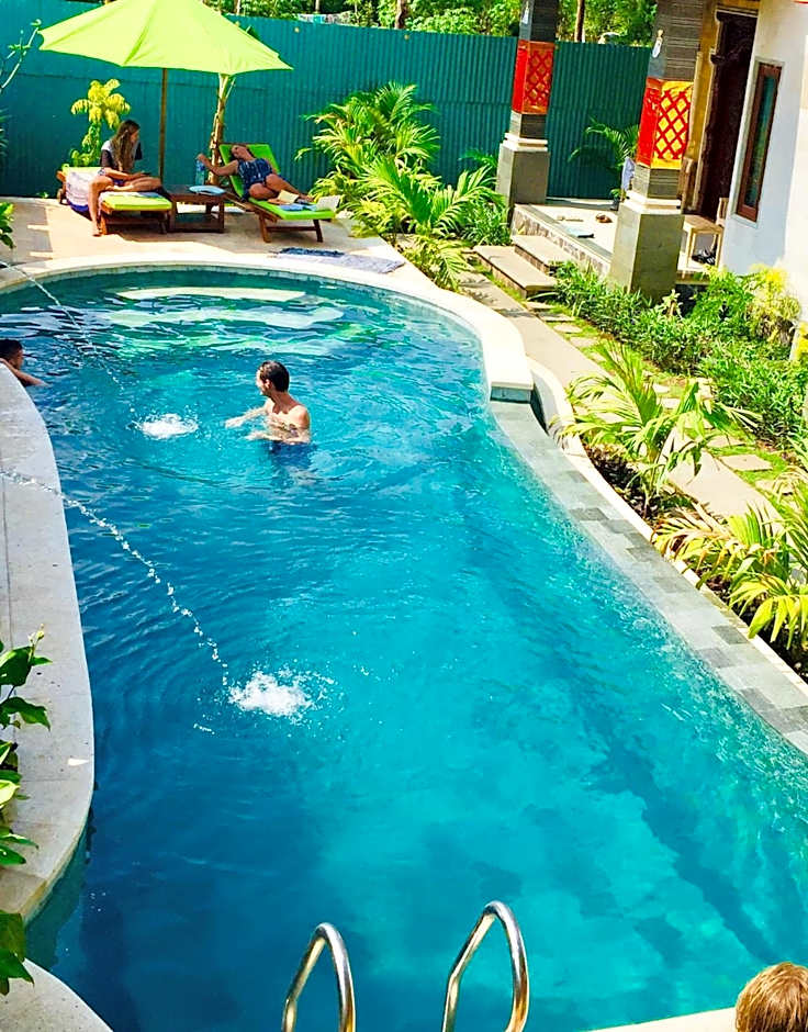 Lembongan Hostel