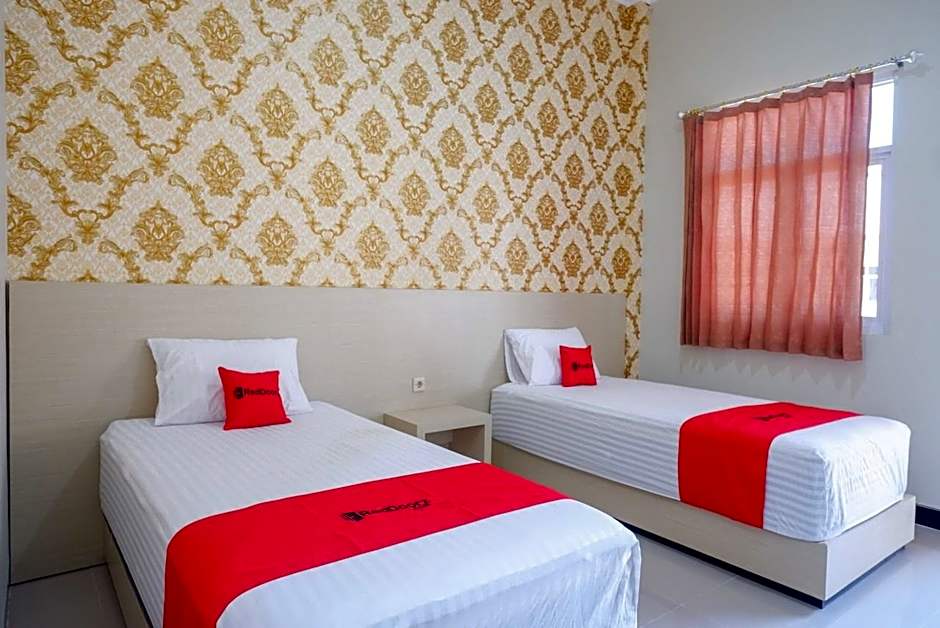 RedDoorz Plus @ Jl Pemuda Pati