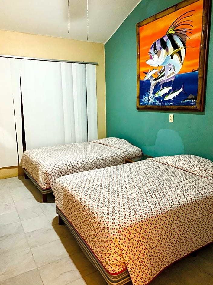 VILLA PARA 8p 6A 2M dentro del HOTEL a un costado del Krystal IXTAPA cuenta con playa y WIFI