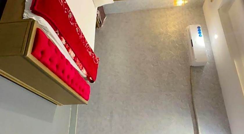 Hotel Sareena Residence