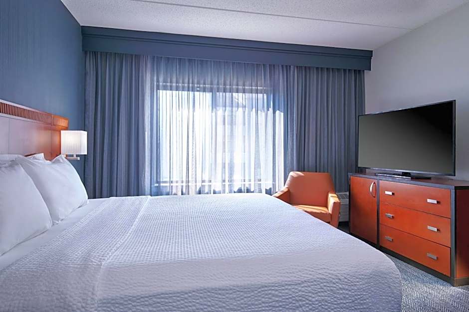 Courtyard by Marriott Chicago Lincolnshire