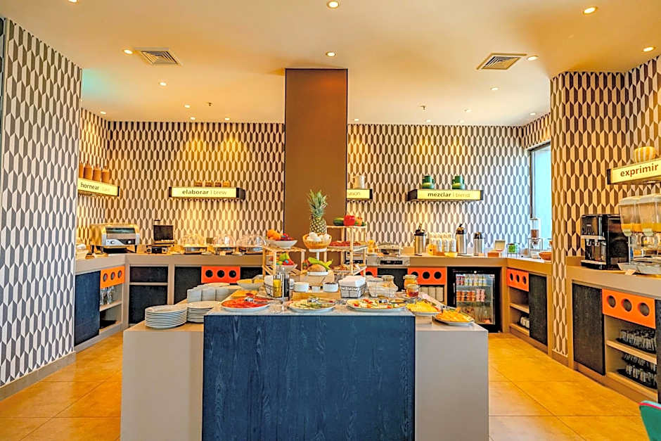 Hampton by Hilton Santiago Las Condes
