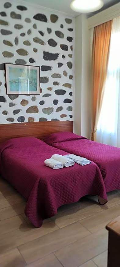 Porto Lesvos hotel