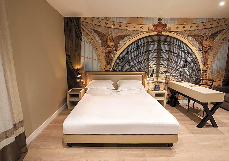 Caruso Place Boutique & Wellness Suites