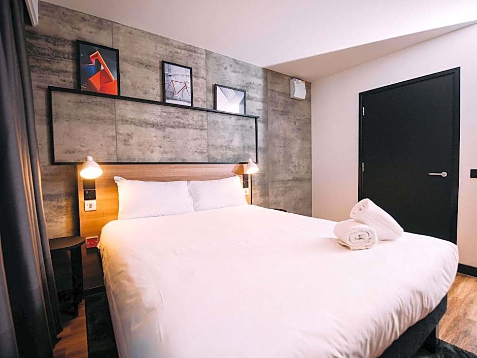 Ibis Belfast City Centre