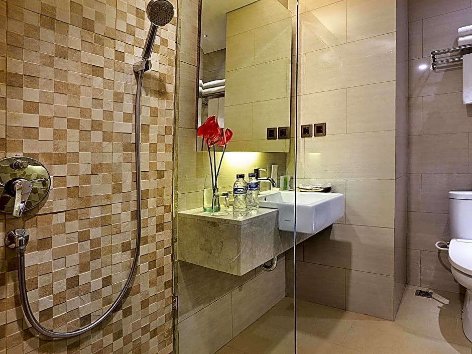Golden Tulip Essential Denpasar Hotel
