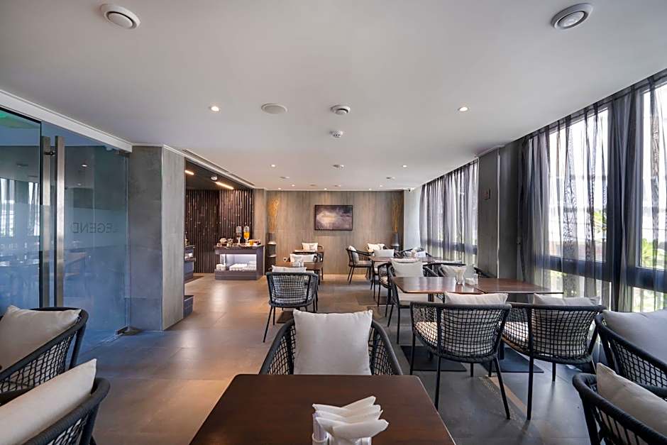 LEGEND Boutique Hotel