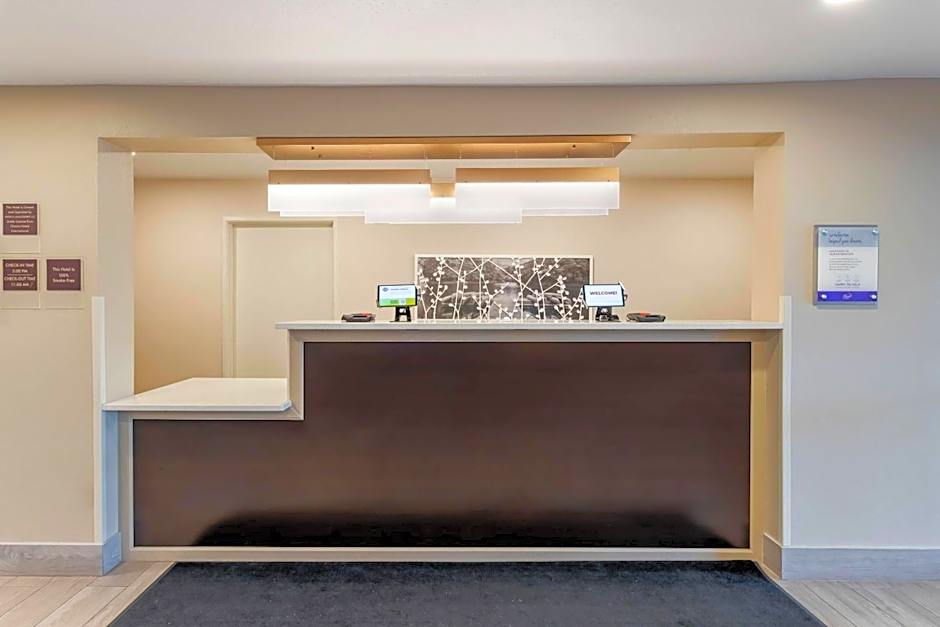 Sleep Inn & Suites Wisconsin Dells - Lake Delton