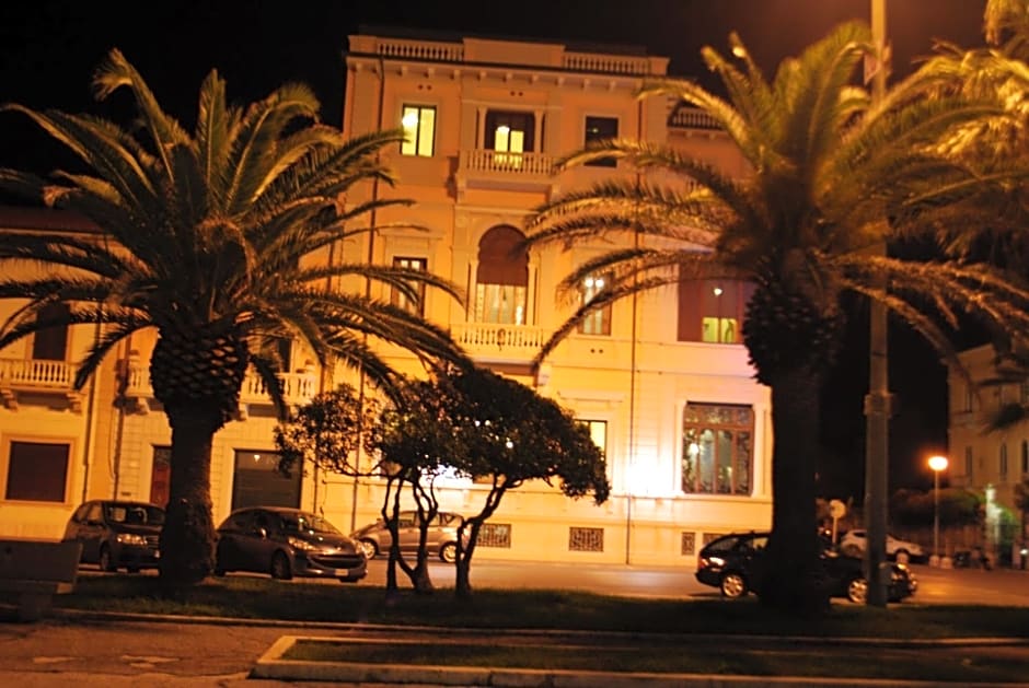 Villa Tina Hotel