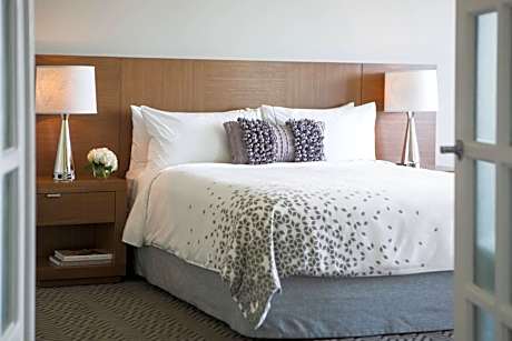 Executive One-Bedroom Suite