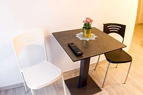 Double Room with Balcony (3 Adults)