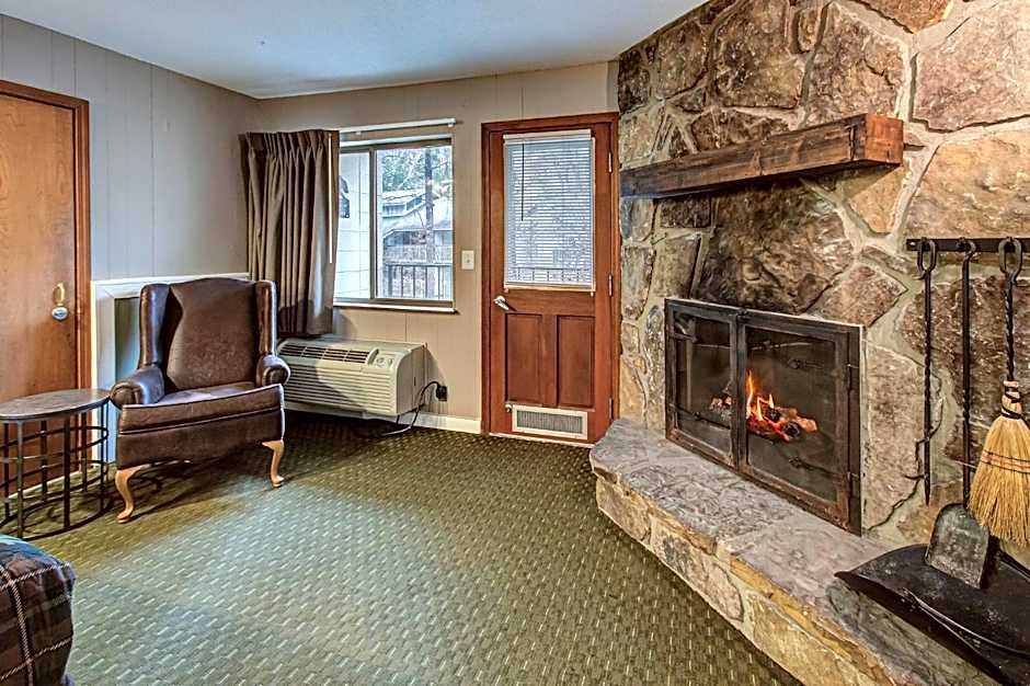 Brookside Lodge by FairBridge