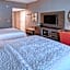 Hampton Inn By Hilton Fresno Airport