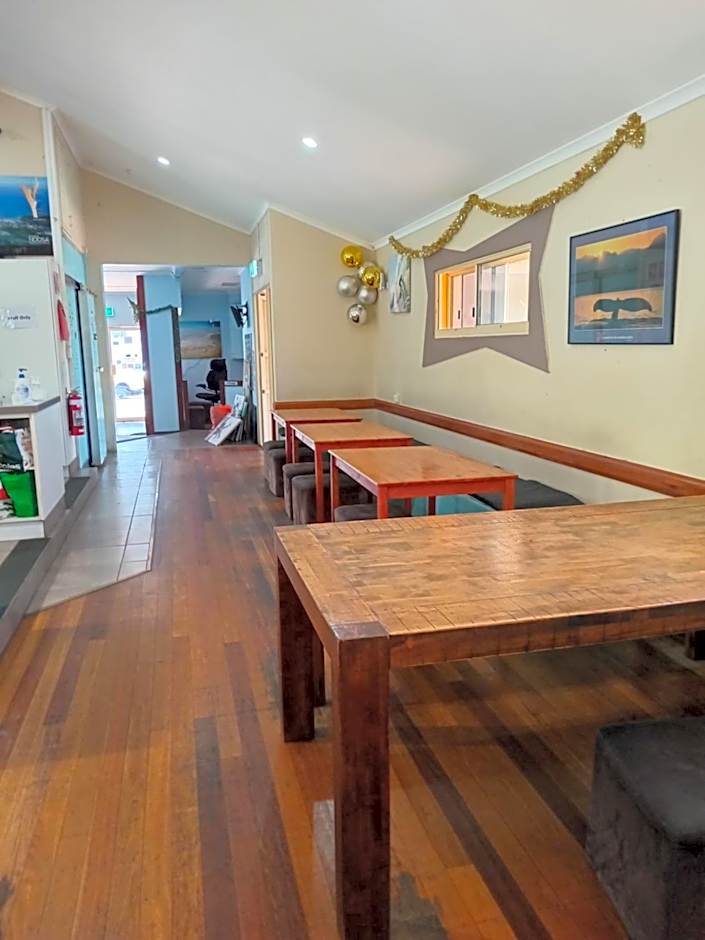 Flashpackers Hervey Bay Hostel