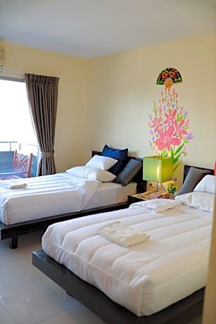 Twin Room with Pool View