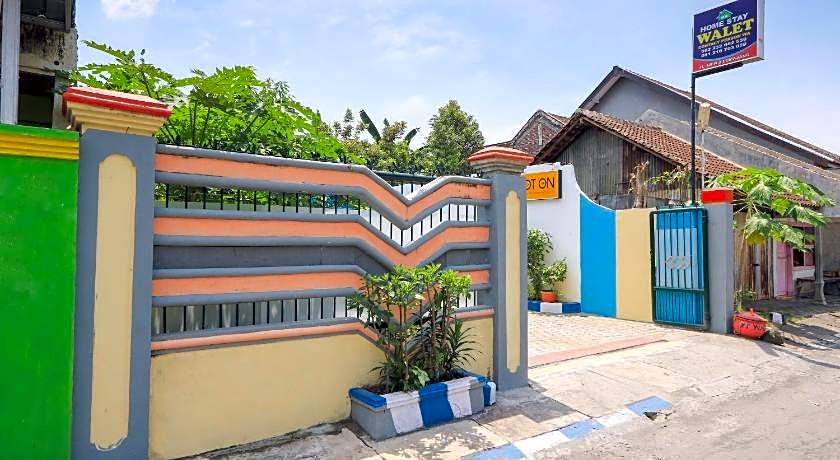 OYO 2440 Wallet Family Residence Syariah