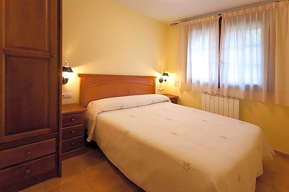 Complejo Turístico Bielsa Hotel y camping