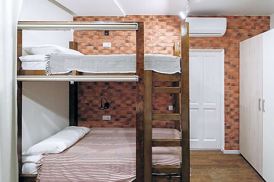 Oversize Piter Hotel