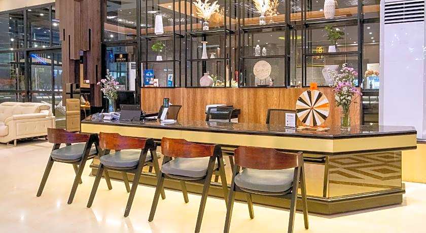 Premiere Hotel Tegal