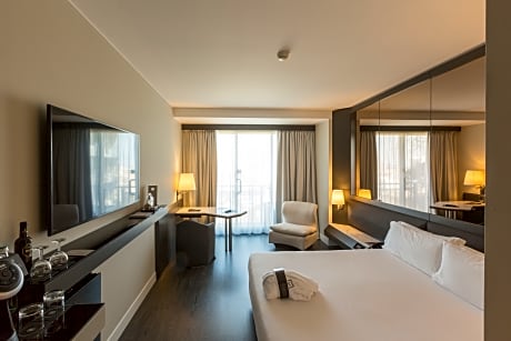 DOUBLE SINGLE USE STANDARD