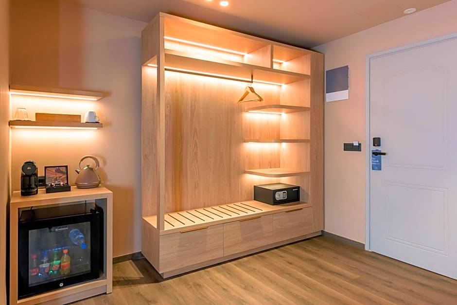 Zeus Hotels Neptuno Beach