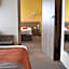 Brit Hotel Le Surcouf
