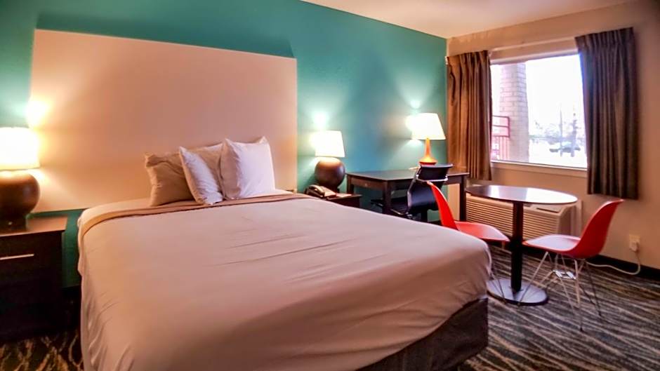 Howard Johnson by Wyndham Houston Hobby Airport