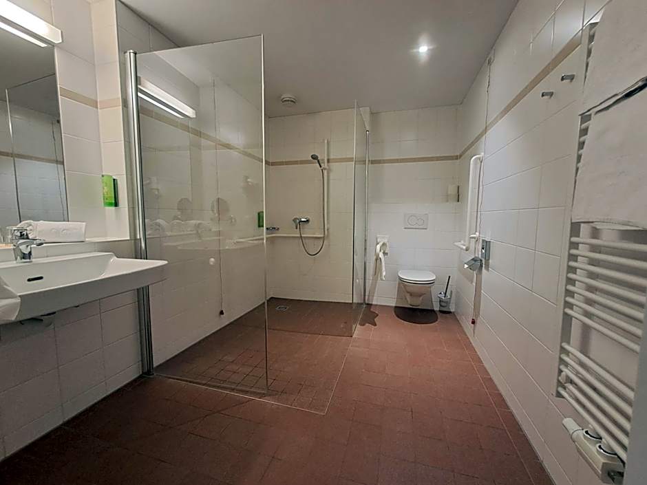 JUFA Hotel Stubenbergsee