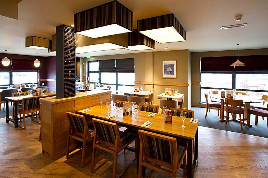 Premier Inn Stirling City Centre