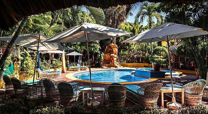 Hotel y Bungalows Acuario