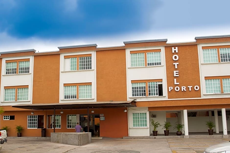 Porto Hotel