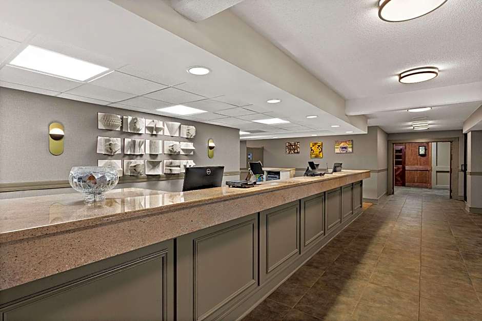 The Clover Hotel, Ascend Hotel Collection