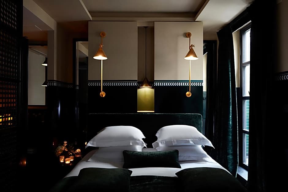 Monsieur George Hotel & Spa - Champs-Elysées