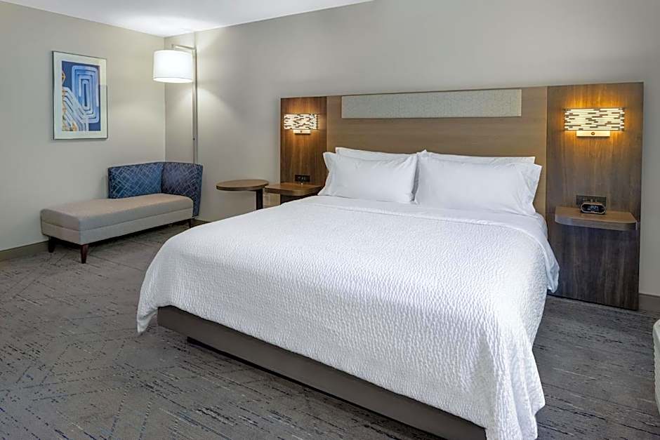 Holiday Inn Express Hotel & Suites Vineland Millville By IHG