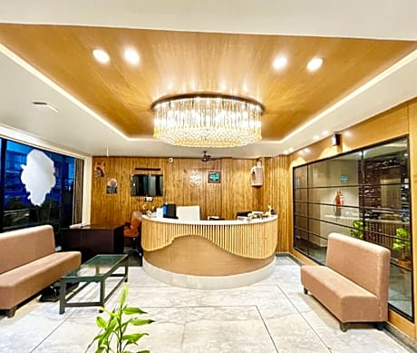 Hotel RB International