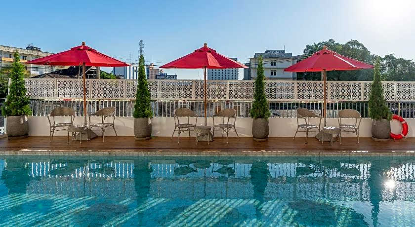 Hotel Midtown Ratsada