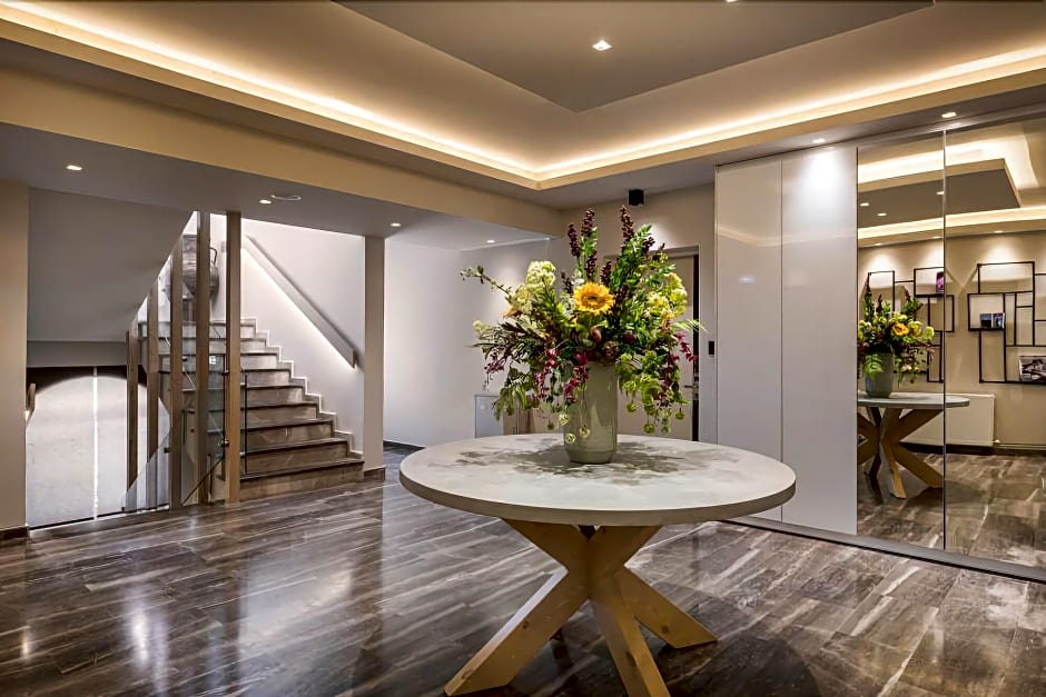 Sun Ray Luxury Aparthotel