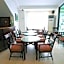 OYO 210 Apple Tree Suites