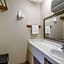 Howard Johnson by Wyndham Hartford South - Rocky Hill