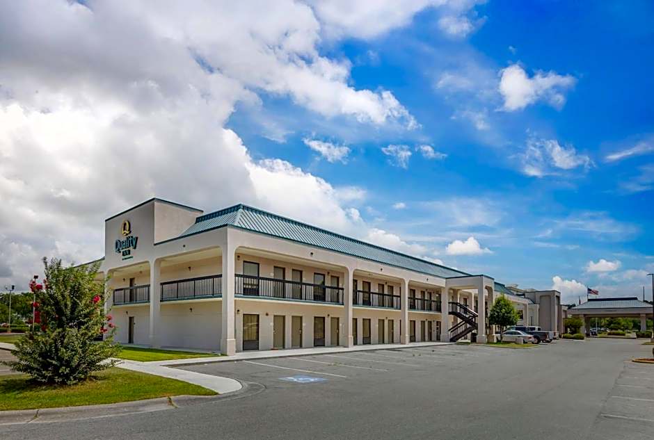 Quality Inn Lumberton North