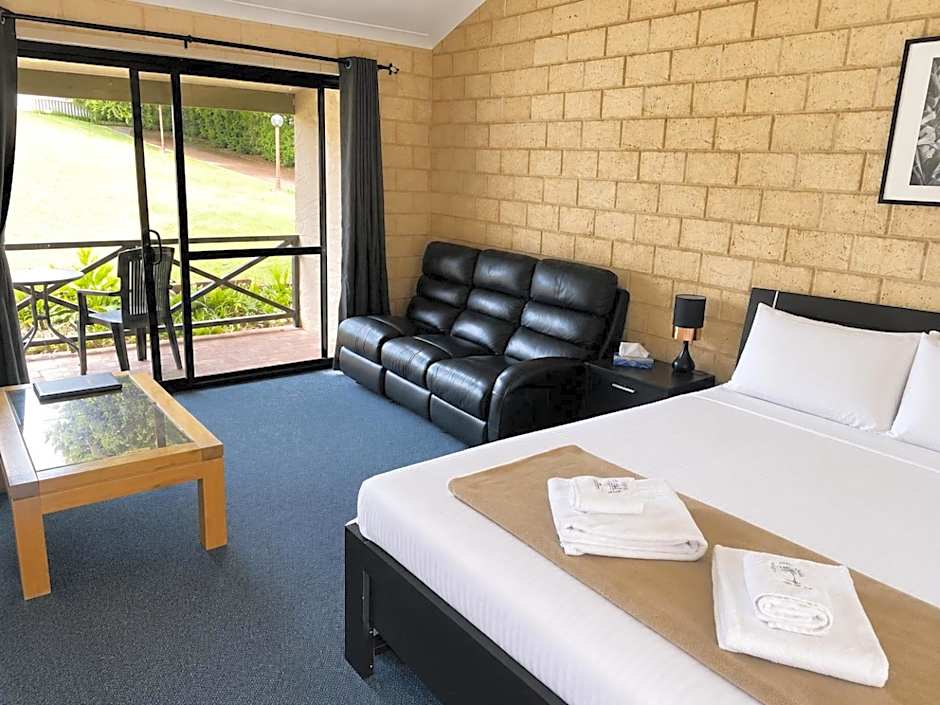 Karri Forest Motel