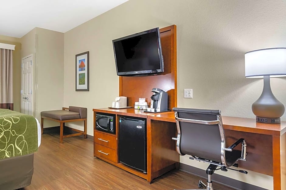 Comfort Suites Helena Airport