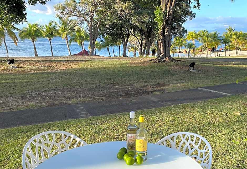 Sur la Plage - Club Sainte-Anne