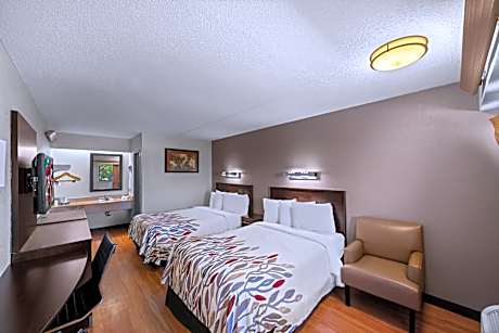 Deluxe Room with Two Double Beds Non-Smoking