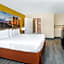 Days Inn & Suites by Wyndham Clovis