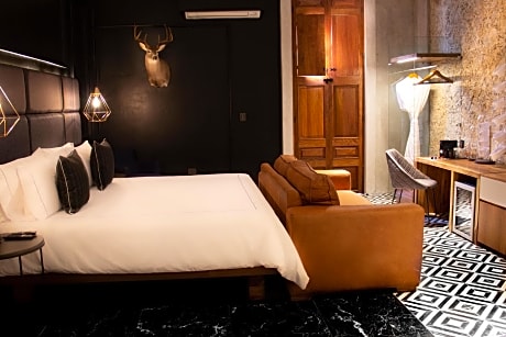 Premier Suite Room