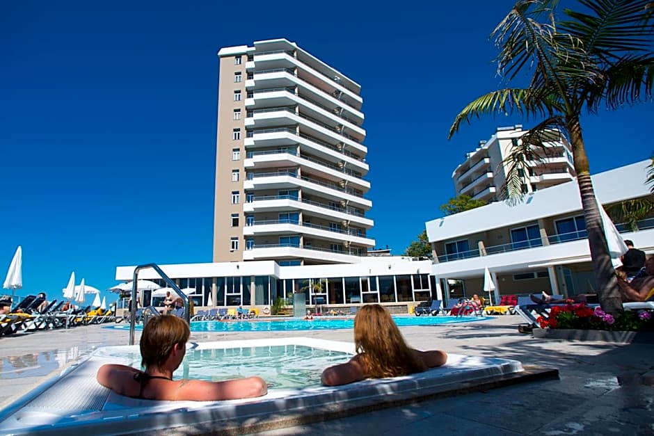 Duas Torres Hotel