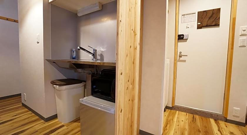 Poly Hostel Osaka